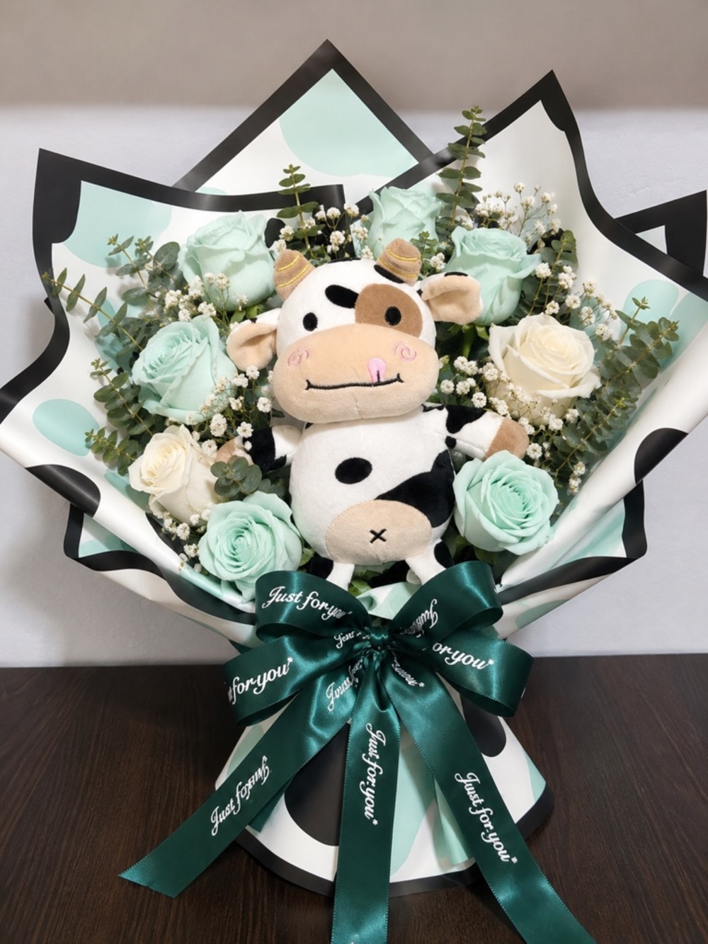 Cow Bouquet DIY Kit 10 Wrapping Sheets + Plush Cow + 4 Yards Ribbon